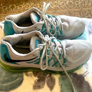 Nike Shoes | Nike Women’s Sneakers Size 8 Grey/Green / Turquoise